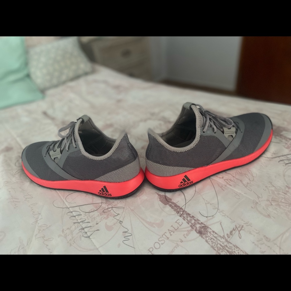 Adidas Bounce,great condition!!!